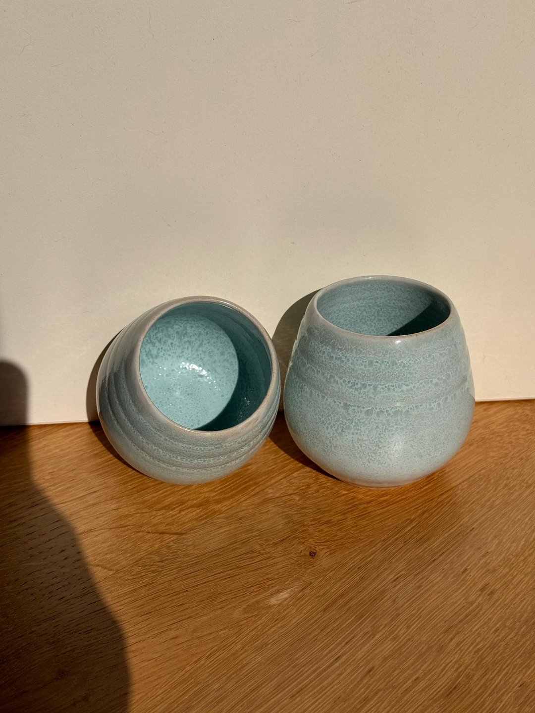 Egg-shaped cups with carved ridges, frosted turqoise, view 3