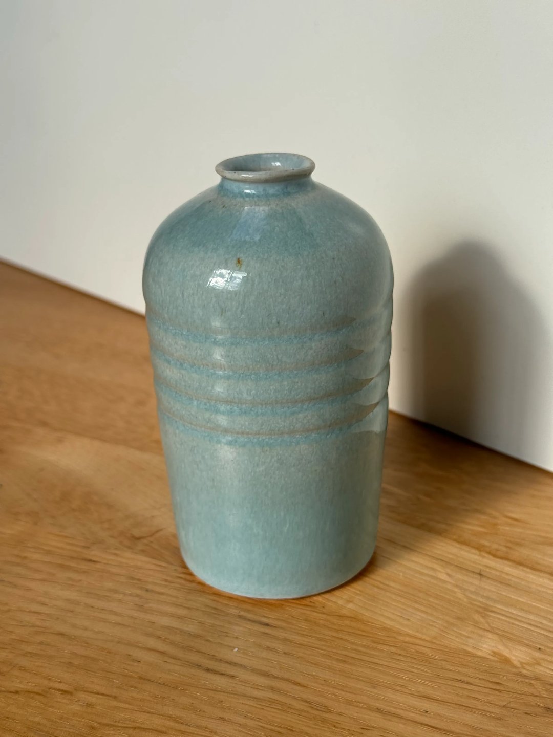 Bottle vase with ridges around the body, pale turquoise, view 1